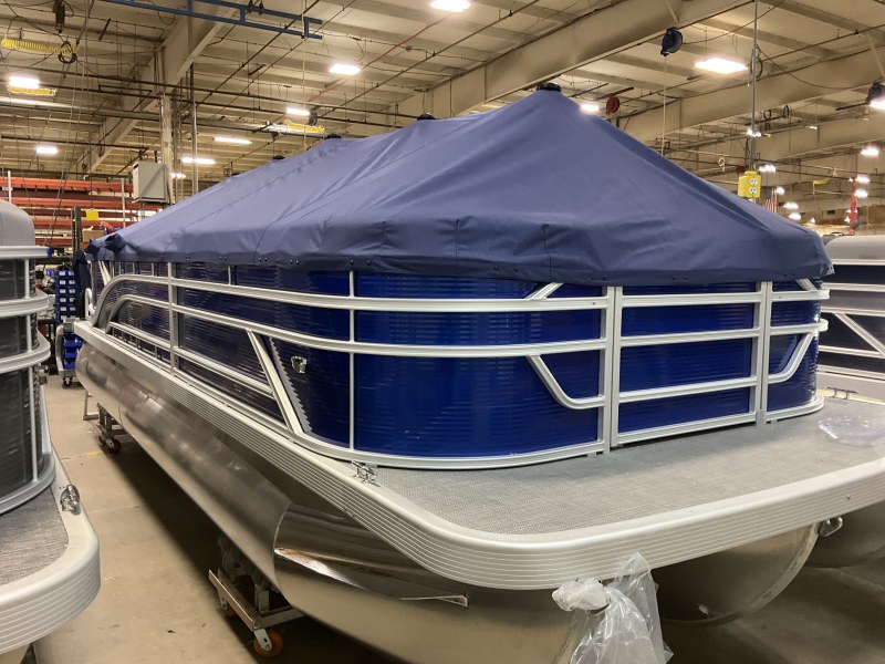 2024 Bennington 22SVSR-SPS Triple Pontoon - Metallic Luminous Blue